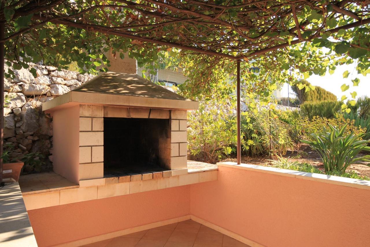 Apartments By The Sea Zavalatica, Korcula - 9137 Exterior foto
