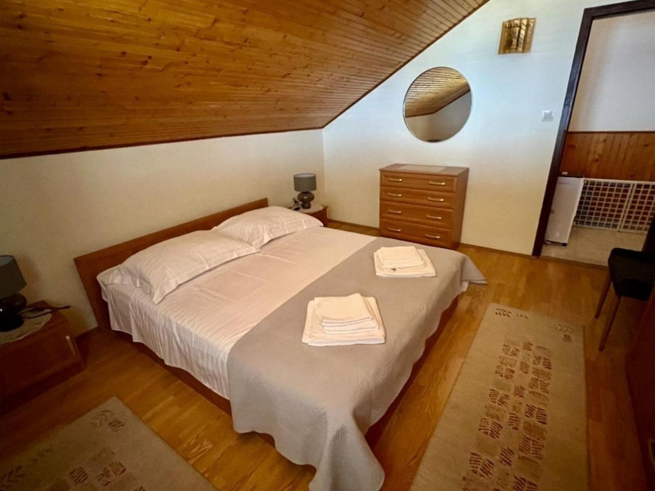 Apartments By The Sea Zavalatica, Korcula - 9137 Zimmer foto